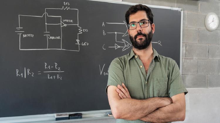 Aclaración sobre las funciones del profesorado de Formación Profesional cuando su alumnado está realizando formación en empresas