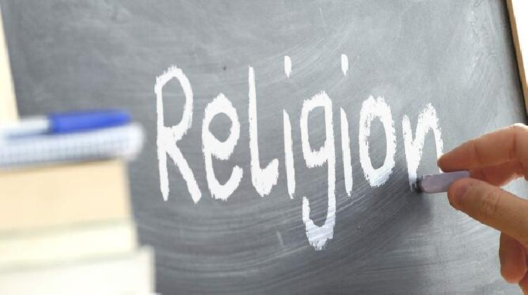 Plazas adjudicadas de profesorado de religión convocadas mediante llamamiento público telemático el 15/11/2023